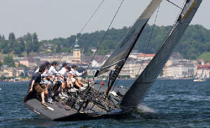 rc44 louis vuitton trophy bmw oracle torna in acqua