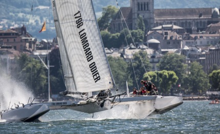 hydroptere ch smaches the one hour record on lake geneva