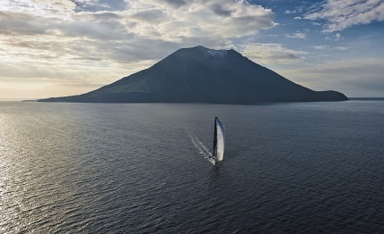 rolex capri sailing week volcano race 19 maxi yachts attesi gaeta