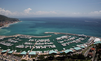 sblocca italia iva al 10 per posti barca nei marina resort