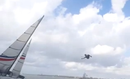 video nacra f20 volo incredibile di un velista del team di ben ainslie