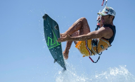 marina di ragusa ritorna il campionato nazionale slalom kitesurfing