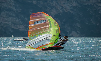 domaso lago di como ultima decisiva tappa di coppa italia di formula windsurfing 2016