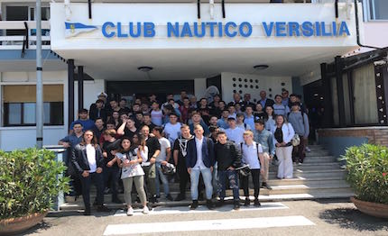 il club nautico versilia consegna le borse di studio 2018 intitolate maurizio bertani benetti