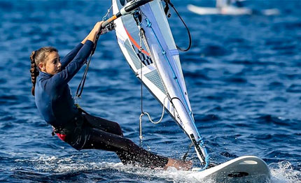 sofia renna trionfa nella med cup windsurf di marsiglia