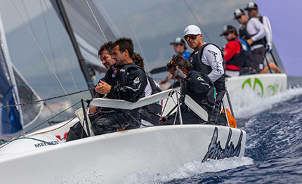 bombarda racing in testa al mondiale melges 24 di villasimius