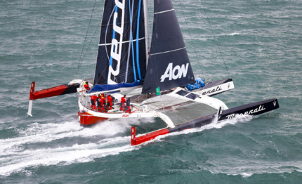 maserati multi 70 giovanni soldini pronti al via della rolex middle sea race