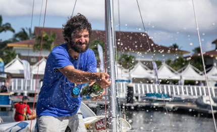 mini transat premiazione parigi per alberto riva