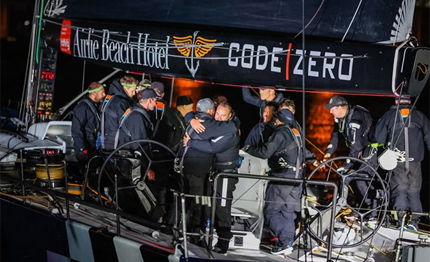 sydney hobart la line honours di black jack