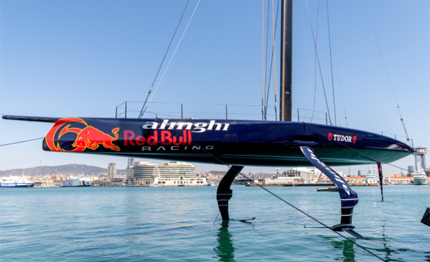 america cup alinghi red bull racing si presenta barcellona