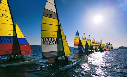 un unica prova conclusa solo per la classe nacra 15 nella prima giornata della nazionale di cagliari