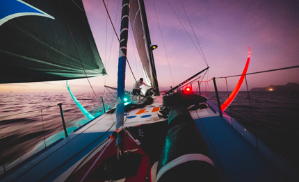 the ocean race lentamente verso sud