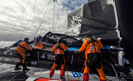 the ocean race la spinta finale verso capo horn