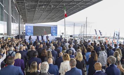 genova si apre il salone nautico