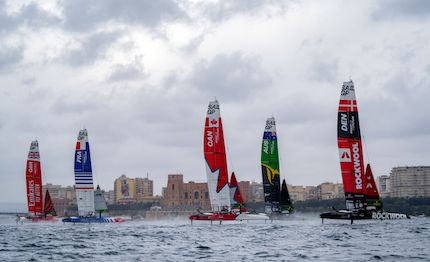 rockwool italy sail grand prix emirates australia in testa pari punti