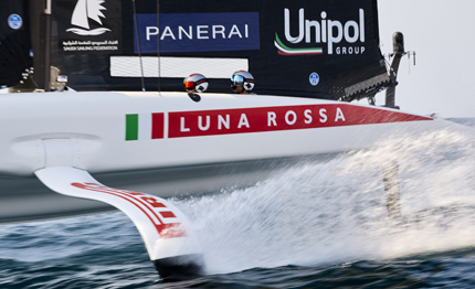 america cup in acqua la luna rossa dei giovani