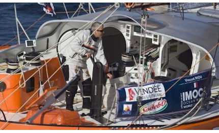 vendee globe jean le cam bordo di prb
