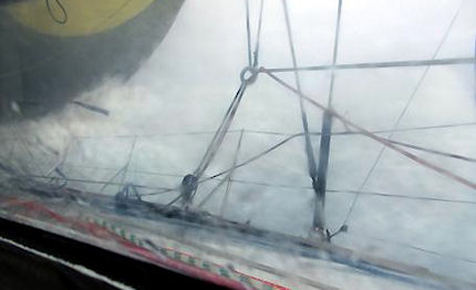 vendee globe nascondino con la tempesta