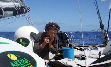 vendee globe arnaud boissieres torna casa