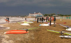 lignano 600 firme per polo sportivo del mare