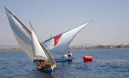 la vela latina siciliana in passerella trapani