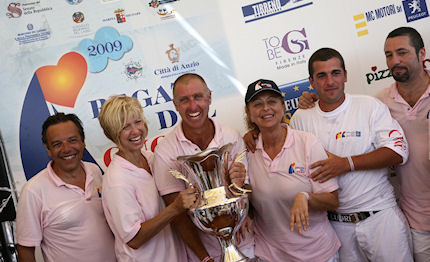 regata del cuore vince equipaggio rosa