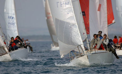 invernali j24 taranto vince jebedee