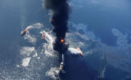 usa volte maggiore del previsto la fuoriuscita di greggio dalla piattaforma