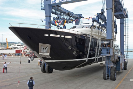 custom line 8220 battezza 8221 il primo scafo del 124