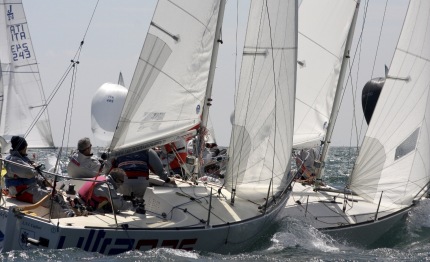 cala de medici manca il vento per j24