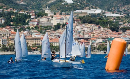 sanremo tante vele in mare per lo zonale optimist