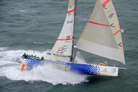 sevenstar sempre in lotta groupama telefonica