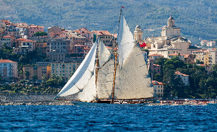 vele epoca concluso ad imperia il trofeo panerai
