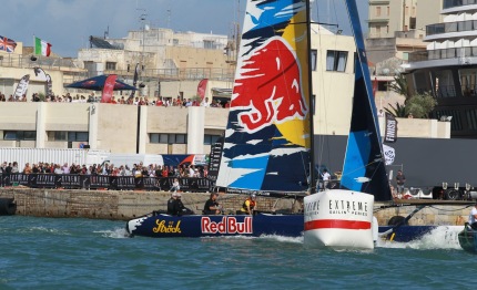 extreme 40 trapani vince the wave muscat