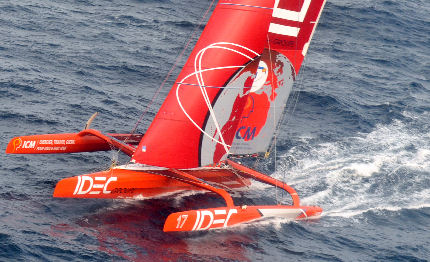 route du rhum secondo posto per francis joyon