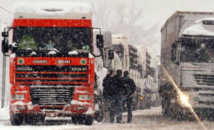 a1 automobilisti bloccati per protezione civile prioritario tirarli fuori