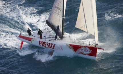 barcelona world race president rompe albero