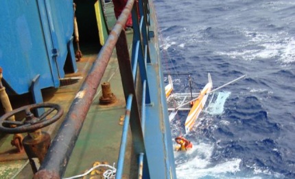biondina nera il racconto del naufragio
