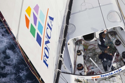 barcelona world race il sorpasso di foncia