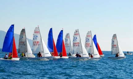primazona winter contest una prova per gli equipe stop per gli optimist
