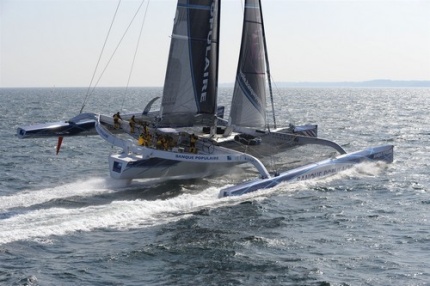 maxi banque populaire la seconda notte in mare