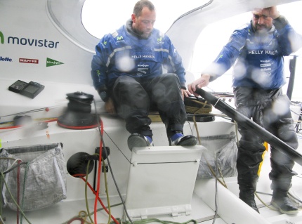 barcelona world race aggiornamento dai mari del sud