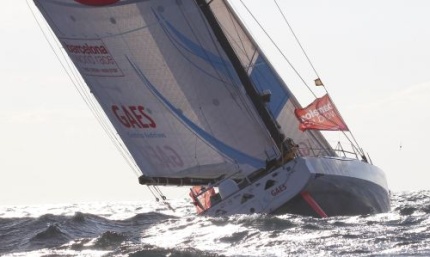 barcelona world race in attesa di venti migliori