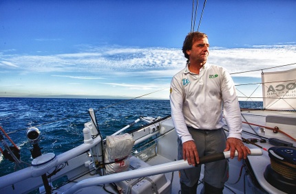 barcelona world race trafitti da un raggio di sole