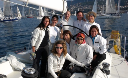 donne al timone al circolo della vela mestre
