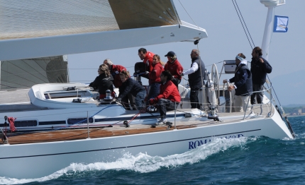 asso di fiori vince il trofeo porto di roma