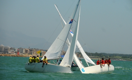 vela solidarieta conclusa anzio cuore blu