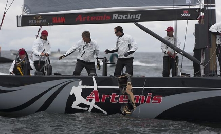 rc44 martstrand col botto per artemis