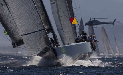 porto cervo di scena maxi