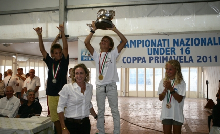 vincitori della primavela premiati dalla sensini